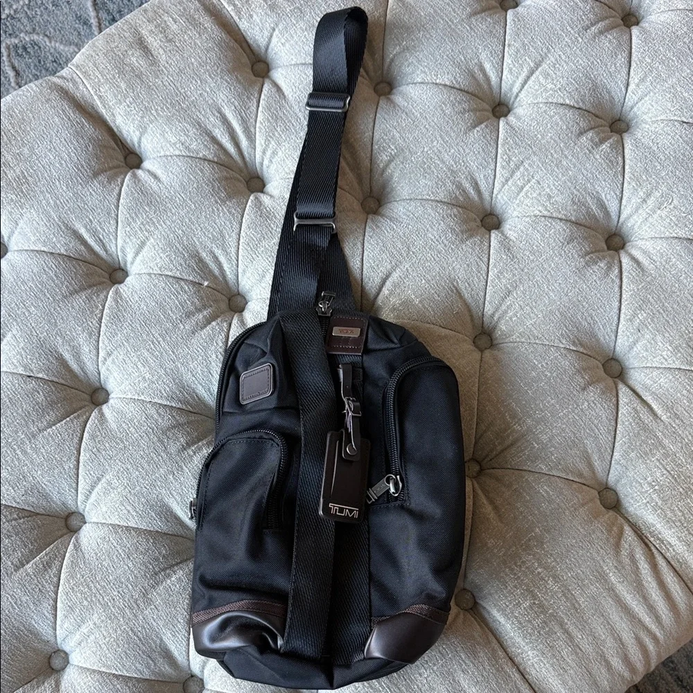 TUMI Alpha 3 Higgins Black Men's‎ Bag